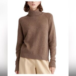 Quince 100% Yak Wool Turtleneck Sweater in Heather Brown, Size L